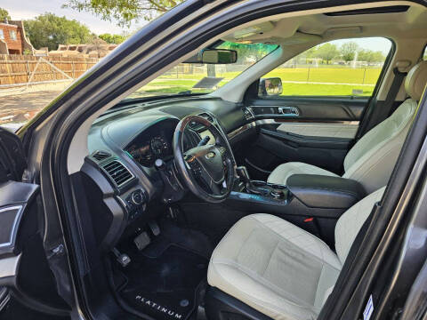 2016 Ford Explorer Platinum