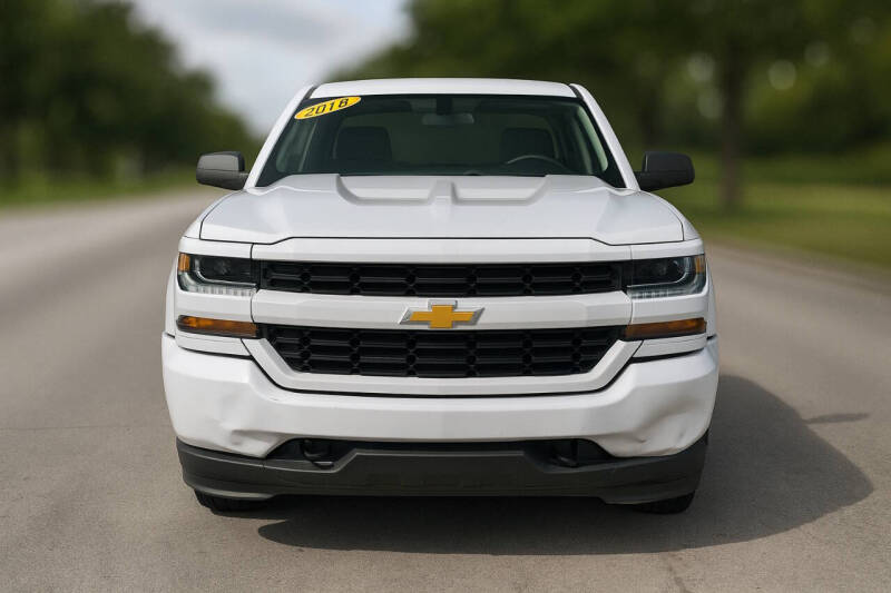 2018 Chevrolet Silverado 1500 Custom