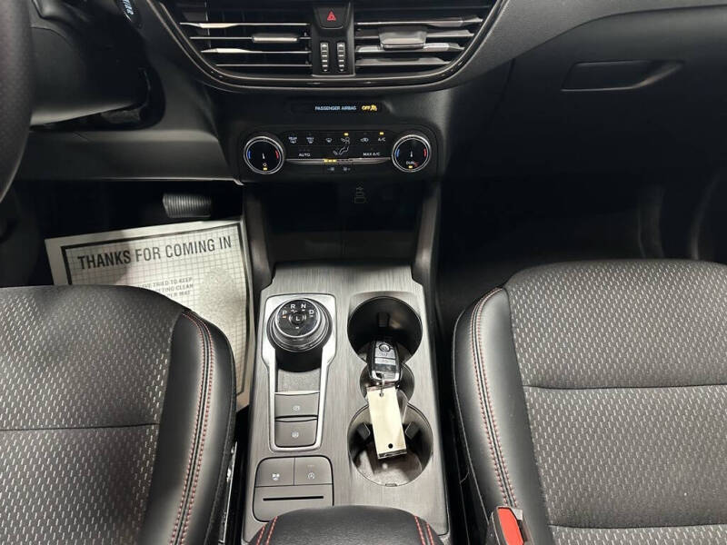 2025 Ford Escape ST-Line