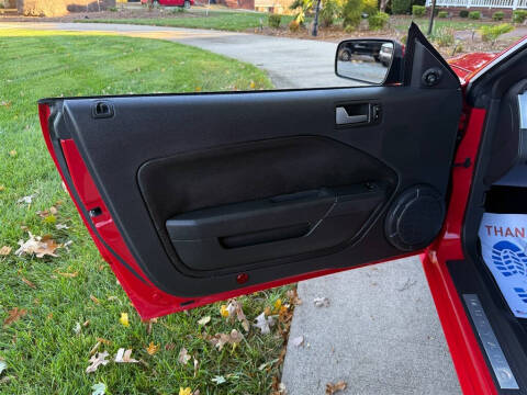2006 Ford Mustang GT Deluxe