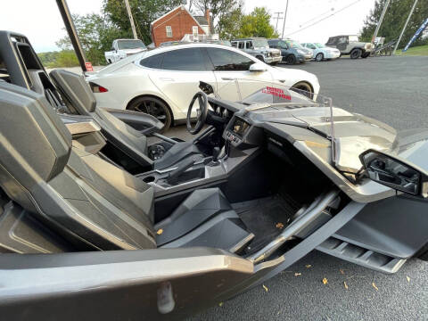 2016 Slingshot SL