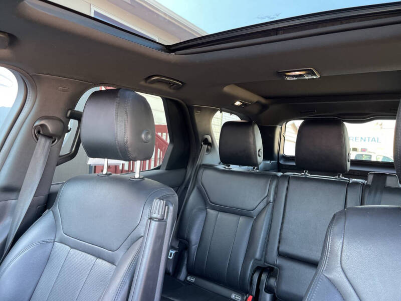 2020 Land Rover Discovery SE