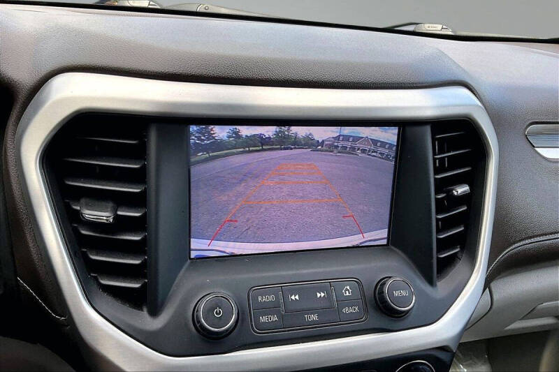2017 GMC Acadia SLT-1