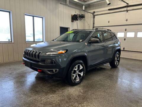 2015 Jeep Cherokee for sale at Sand's Auto Sales in Cambridge MN