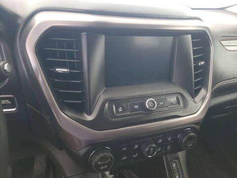 2017 GMC Acadia SLE-2