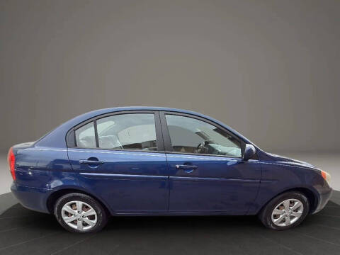 2010 Hyundai Accent GLS