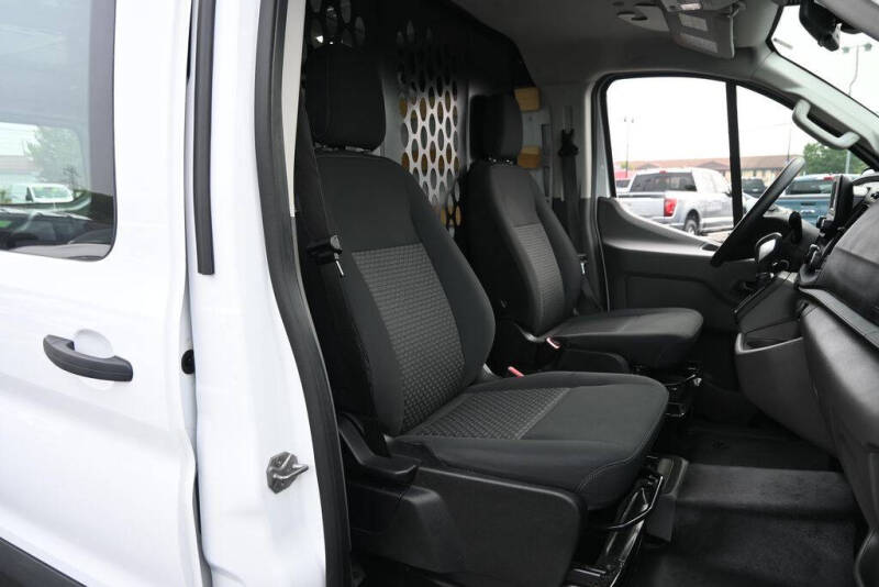 2025 Ford Transit