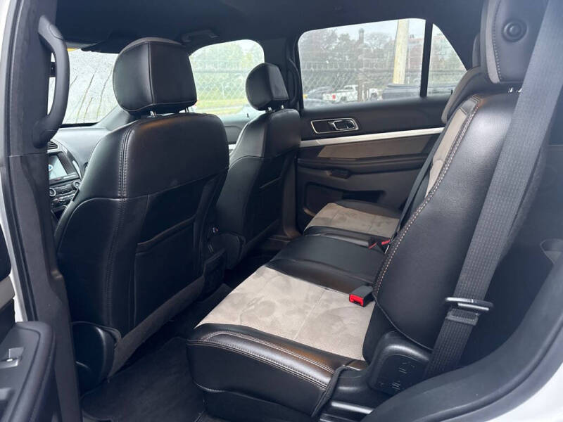 2017 Ford Explorer XLT