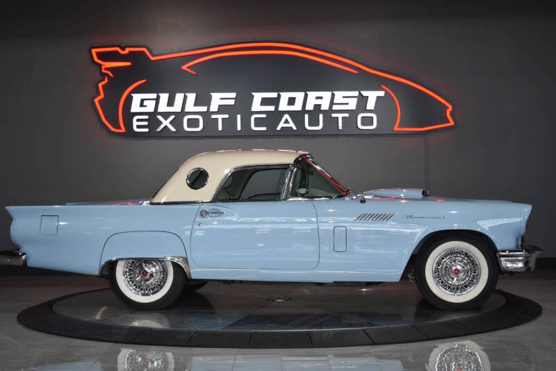 1957 Ford Thunderbird