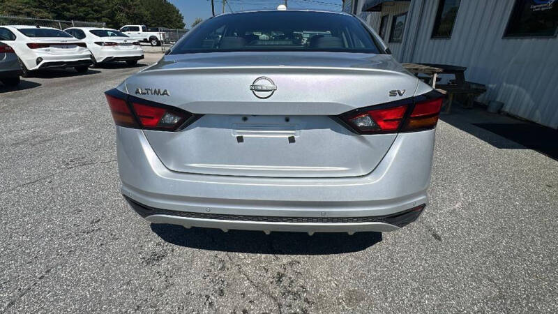2023 Nissan Altima 2.5 SV