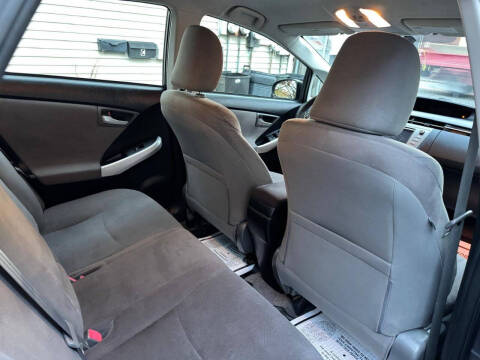 2013 Toyota Prius Three