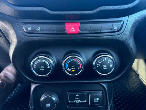 2017 Jeep Renegade Altitude