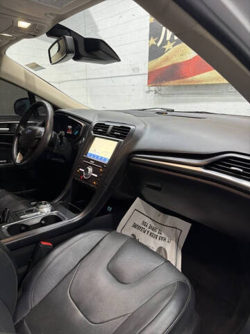 2020 Ford Fusion Titanium