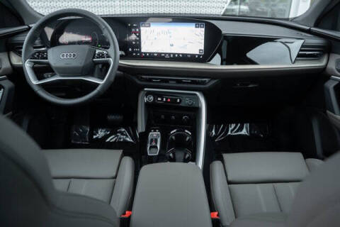 2025 Audi Q5 quattro Premium Plus TFSI