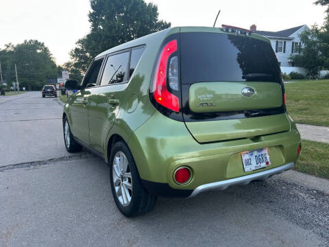 2018 Kia Soul +