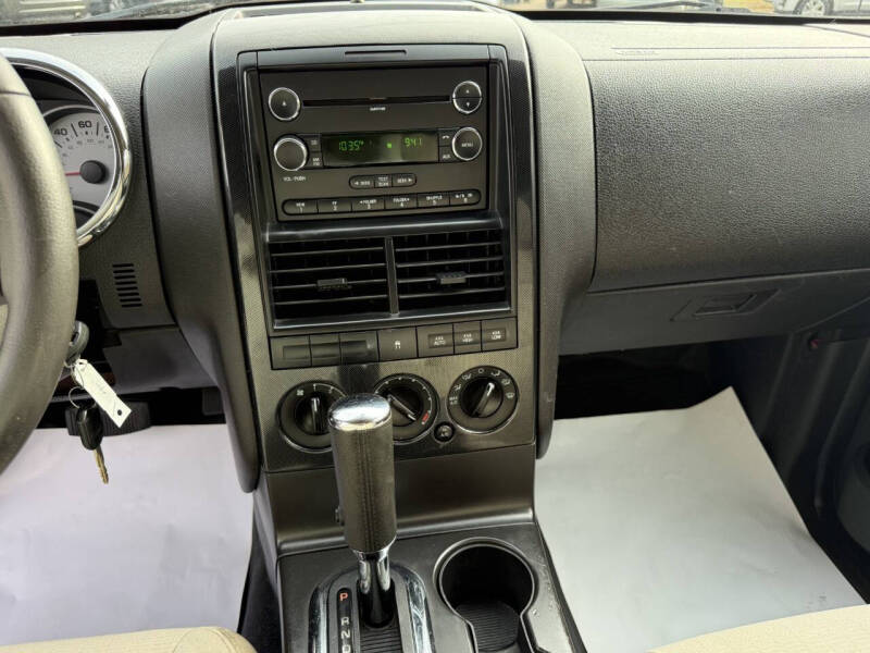 2008 Ford Explorer Sport Trac XLT