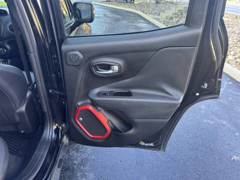 2016 Jeep Renegade Trailhawk