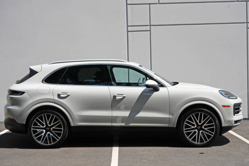 2025 Porsche Cayenne