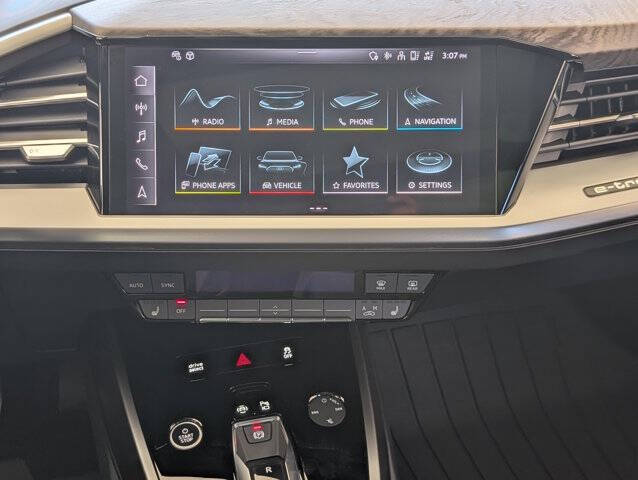 2025 Audi Q4 e-tron Premium Plus 45