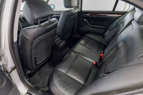 2003 BMW 3 Series 330i