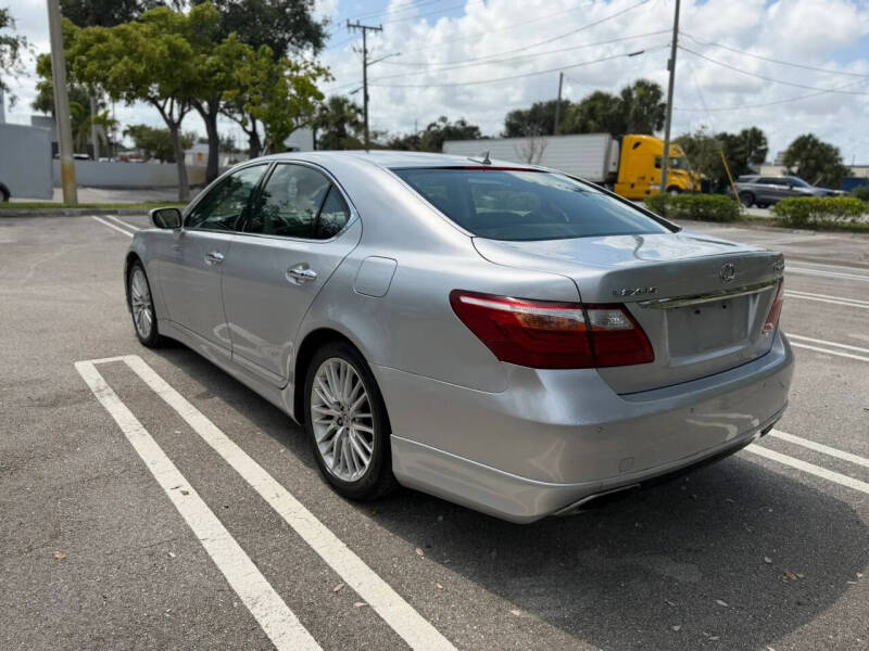2011 Lexus LS 460