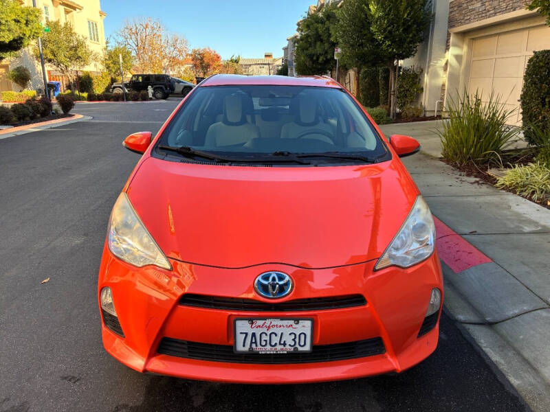 2013 Toyota Prius c One