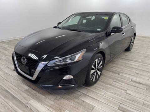 2021 Nissan Altima for sale at TRAVERS GMT AUTO SALES - Traver GMT Auto Sales West in O Fallon MO