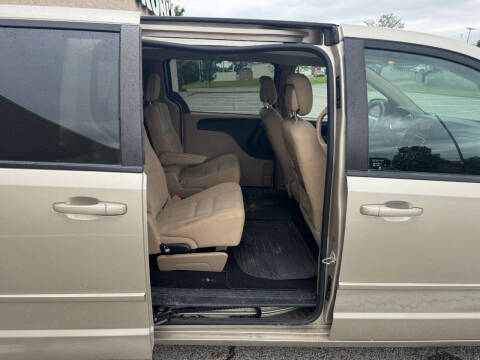 2015 Dodge Grand Caravan American Value Package