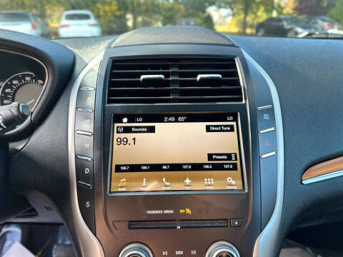 2017 Lincoln MKC Select