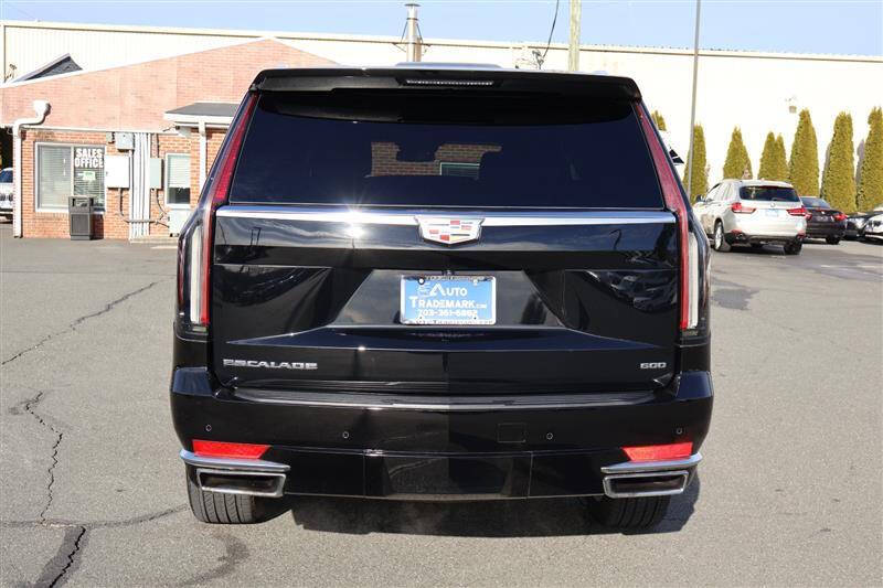 2024 Cadillac Escalade ESV Luxury