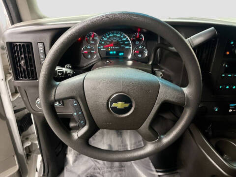 2024 Chevrolet Express 2500