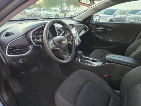 2024 Chevrolet Malibu LT