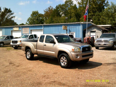 2005 Toyota Tacoma for sale at Tom Boyd Motors in Texarkana TX