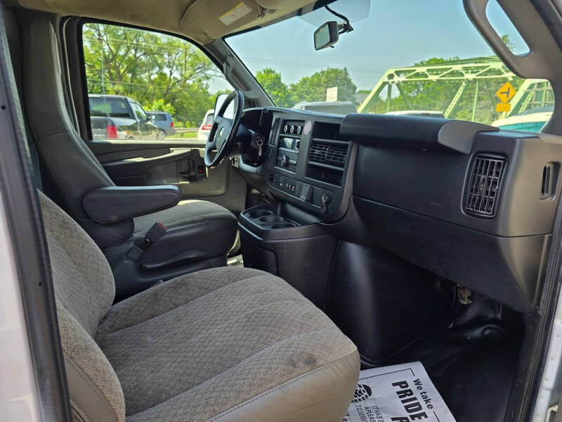 2020 Chevrolet Express 3500
