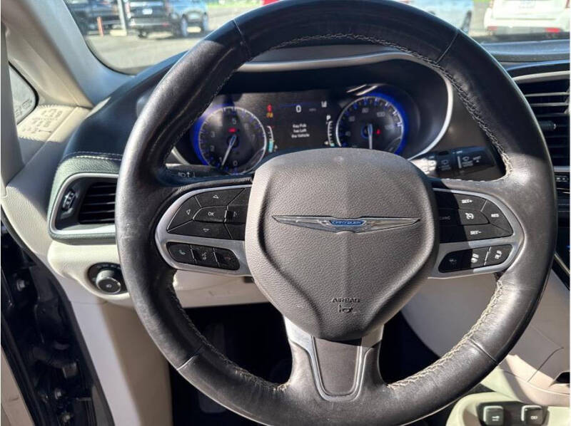 2021 Chrysler Pacifica Touring L