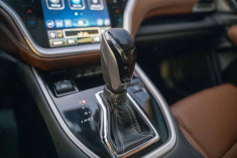 2025 Subaru Outback Touring XT