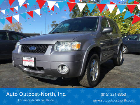 2007 Ford Escape for sale at Auto Outpost-North, Inc. in McHenry IL
