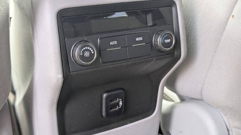 2017 GMC Acadia SLE-1