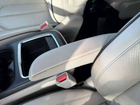 2018 Chrysler Pacifica Hybrid Limited