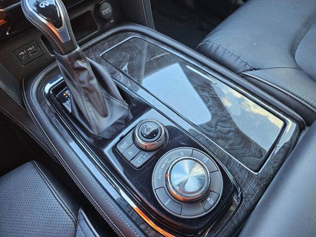 2020 Infiniti QX80 Luxe