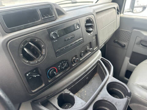 2012 Ford E-Series E-250