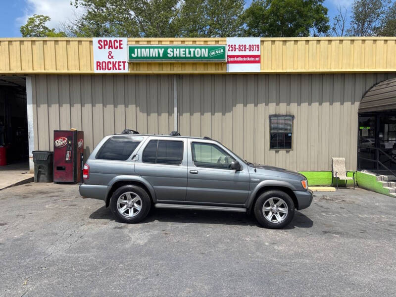 2004 Nissan Pathfinder LE Platinum