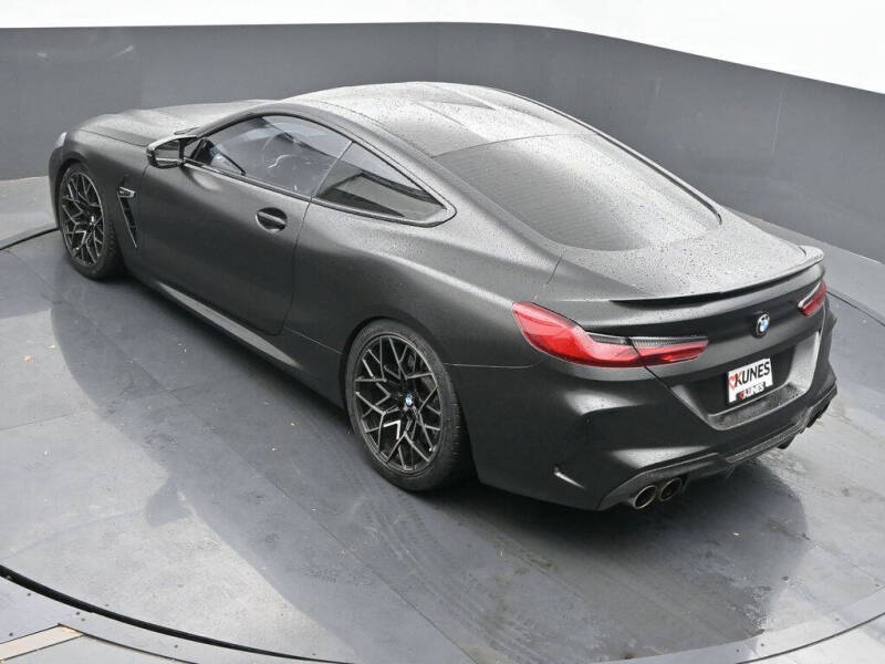 2020 BMW M8
