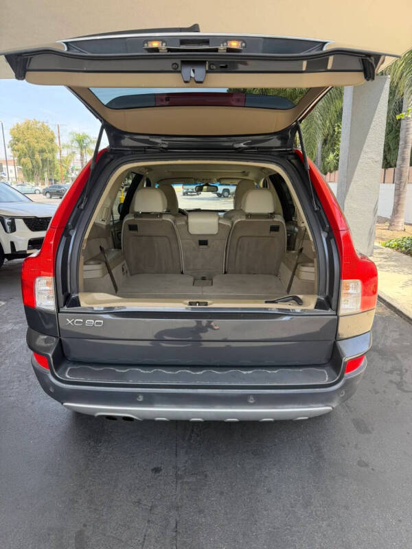 2011 Volvo XC90 3.2