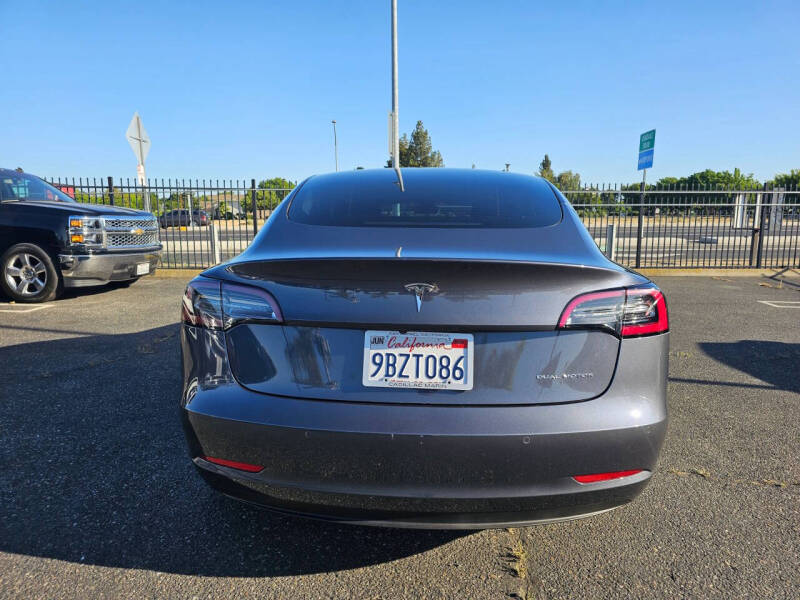2022 Tesla Model 3 Long Range