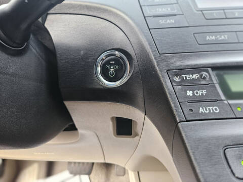 2011 Toyota Prius Two