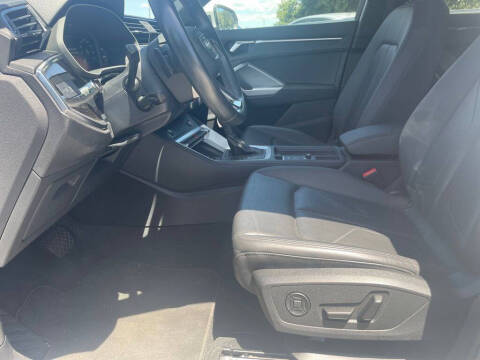 2024 Audi Q3 quattro S line Premium 45 TFSI