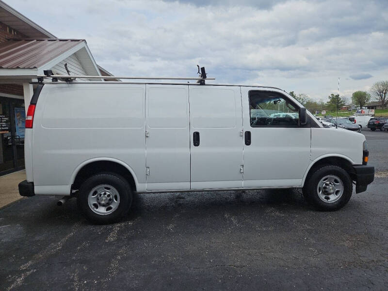 2021 Chevrolet Express 2500