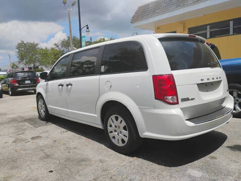 2019 Dodge Grand Caravan SE Plus