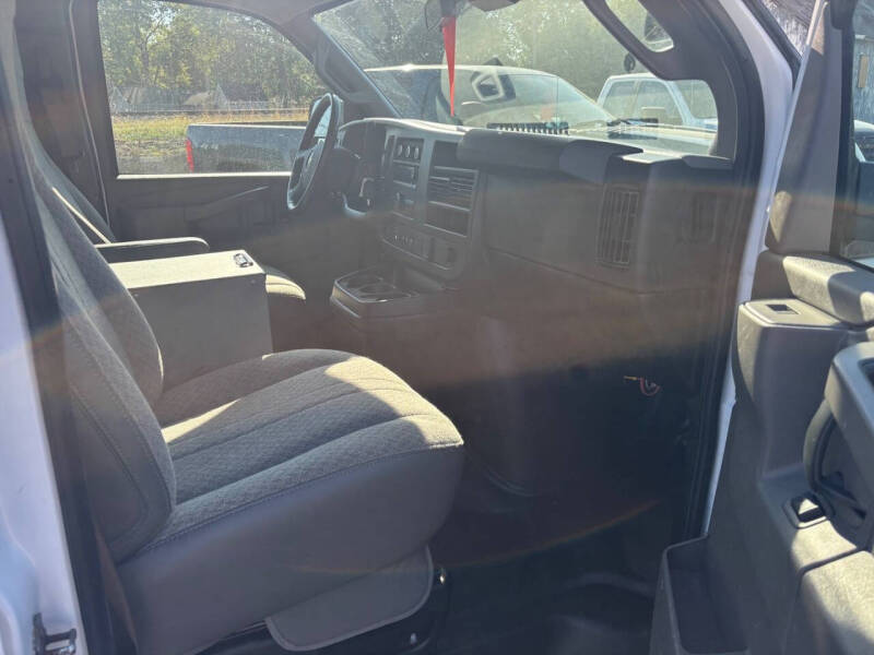 2021 Chevrolet Express 2500